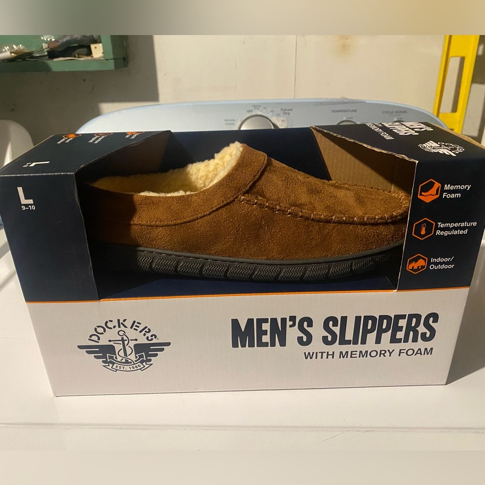 Mens Dockers slipper memory foam